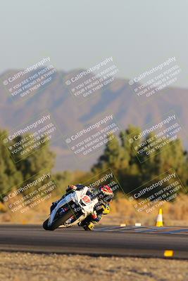 media/Nov-19-2023-CVMA (Sun) [[1f3d1b7ccb]]/Race 18 Supersport Middleweight/